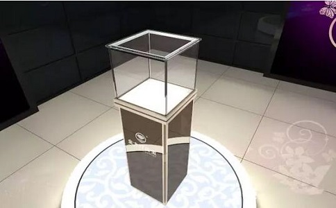 為什么玻璃展示柜如此受商家歡迎?