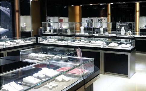 珠寶展柜運送途中脫漆和起泡應該怎么辦?